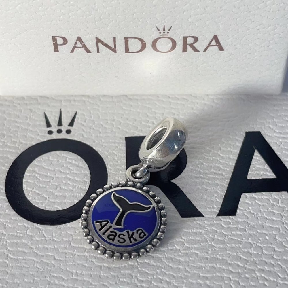 Pandora Alaska Exclusive Charm